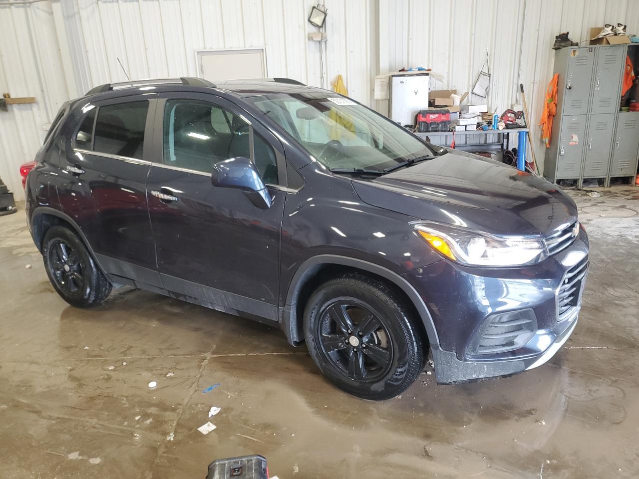 2018 CHEVROLET TRAX 1LT - Image 4