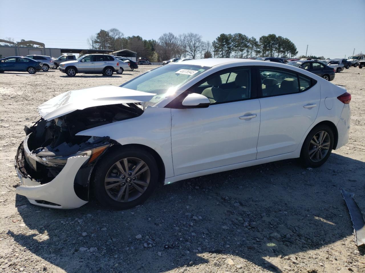 2018 HYUNDAI ELANTRA SE