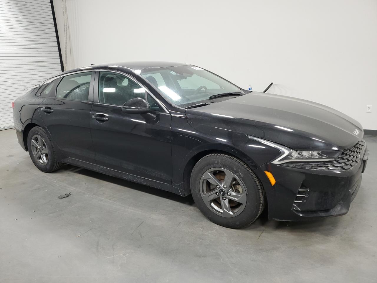 2023 KIA K5 LXS - Image 4