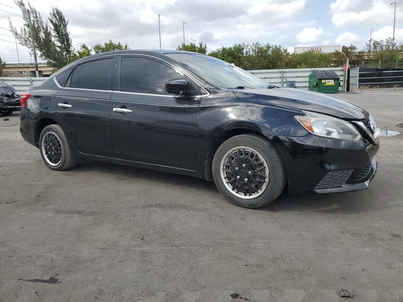 2017 NISSAN SENTRA S - Фото 4