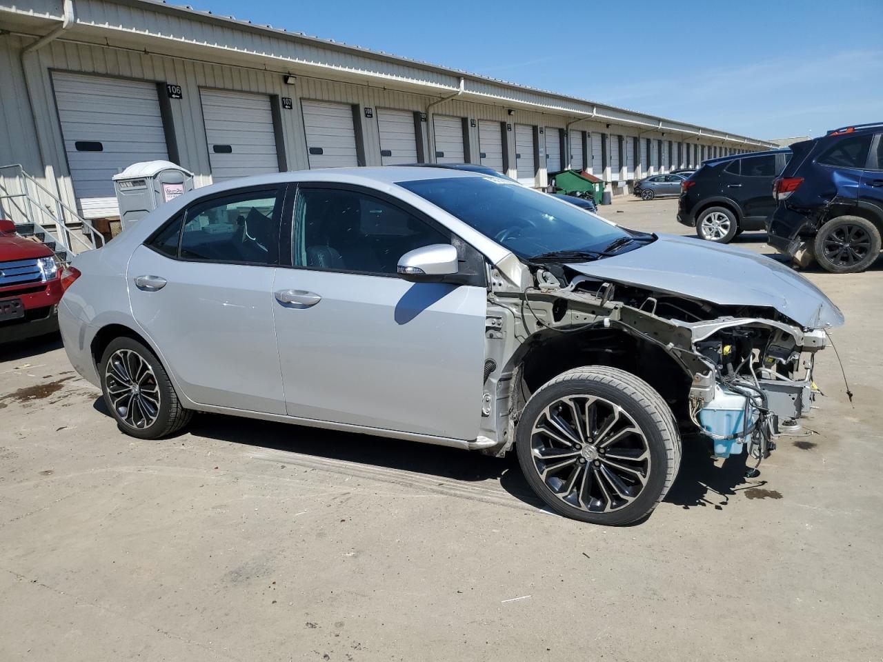 2015 TOYOTA COROLLA L - Фото 4