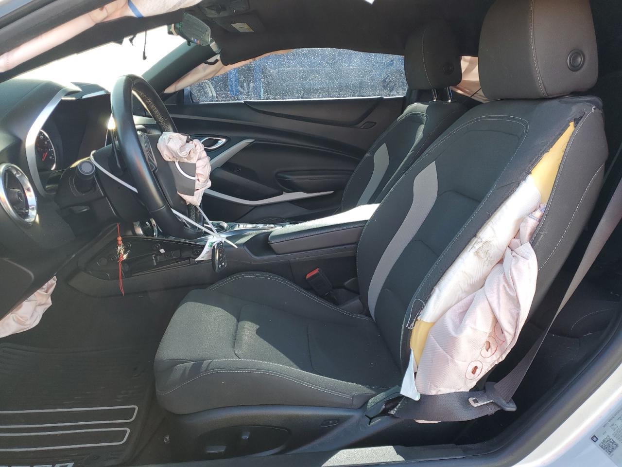 2018 CHEVROLET CAMARO LT - Image 7