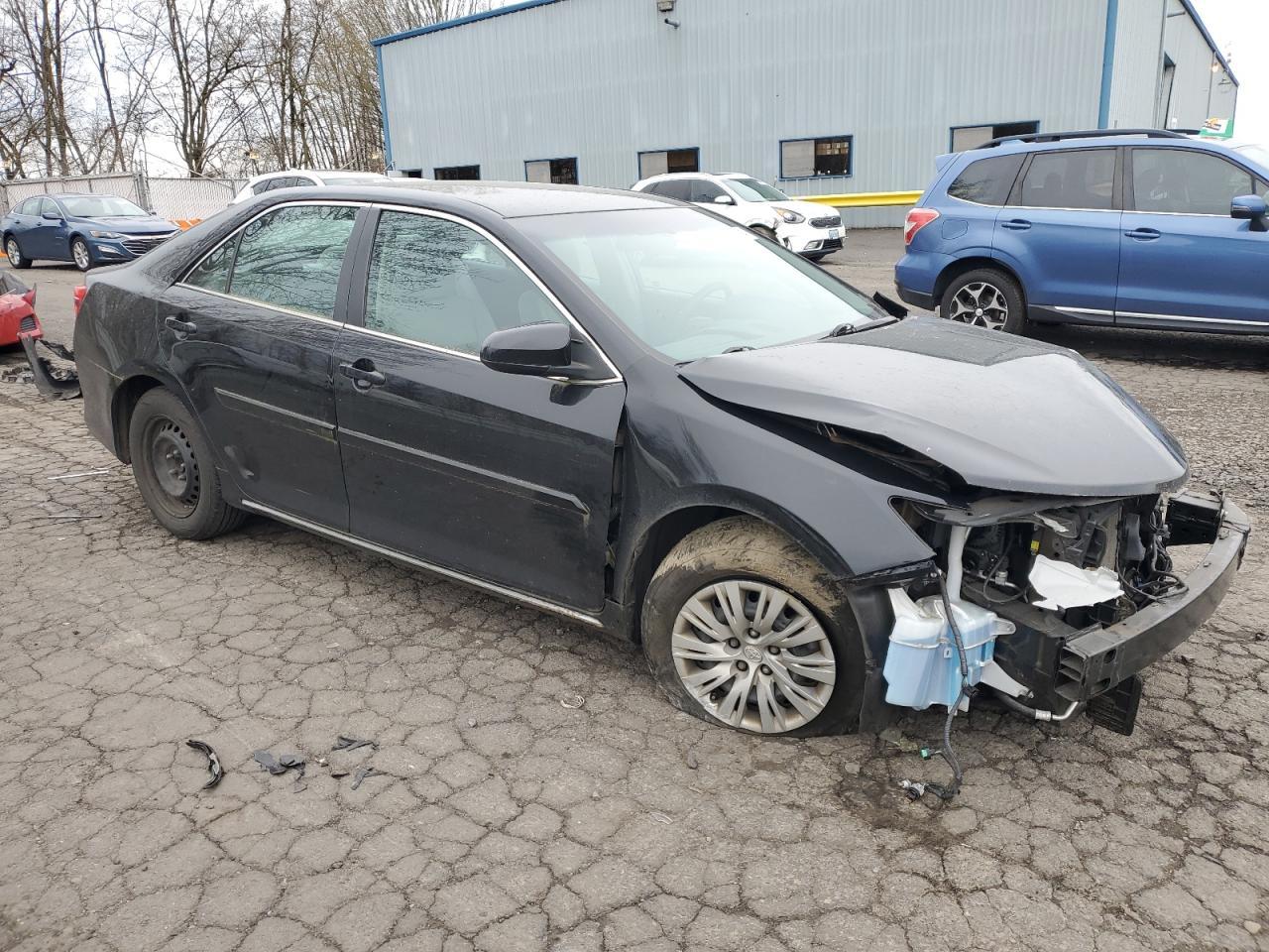 2014 TOYOTA CAMRY L - Image 4