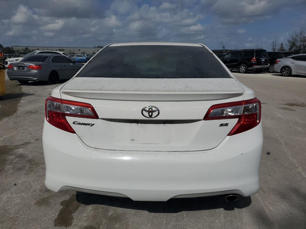 2013 TOYOTA CAMRY L - Image 6