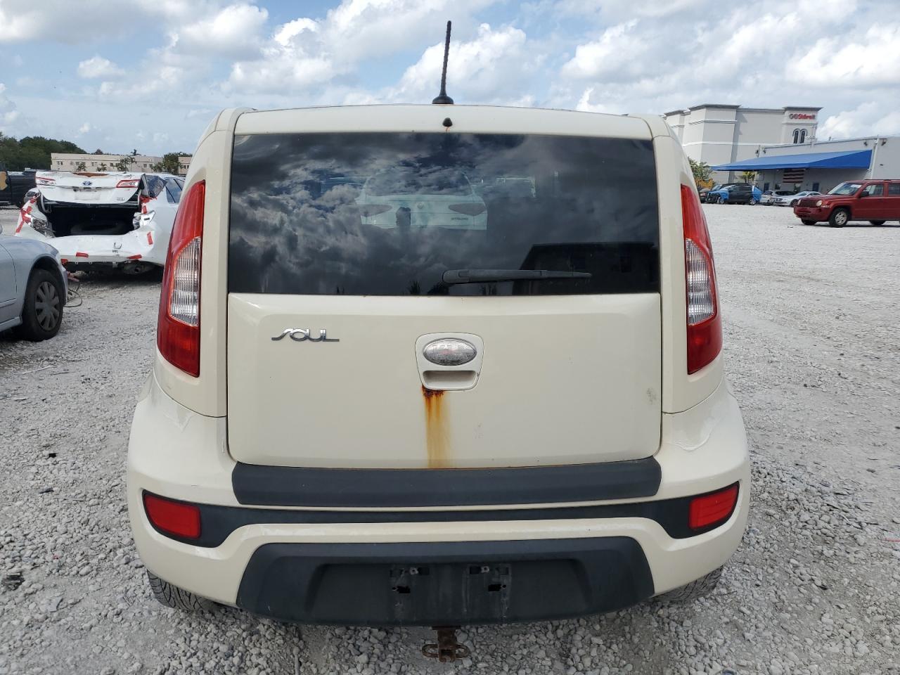 2013 KIA SOUL - Image 6