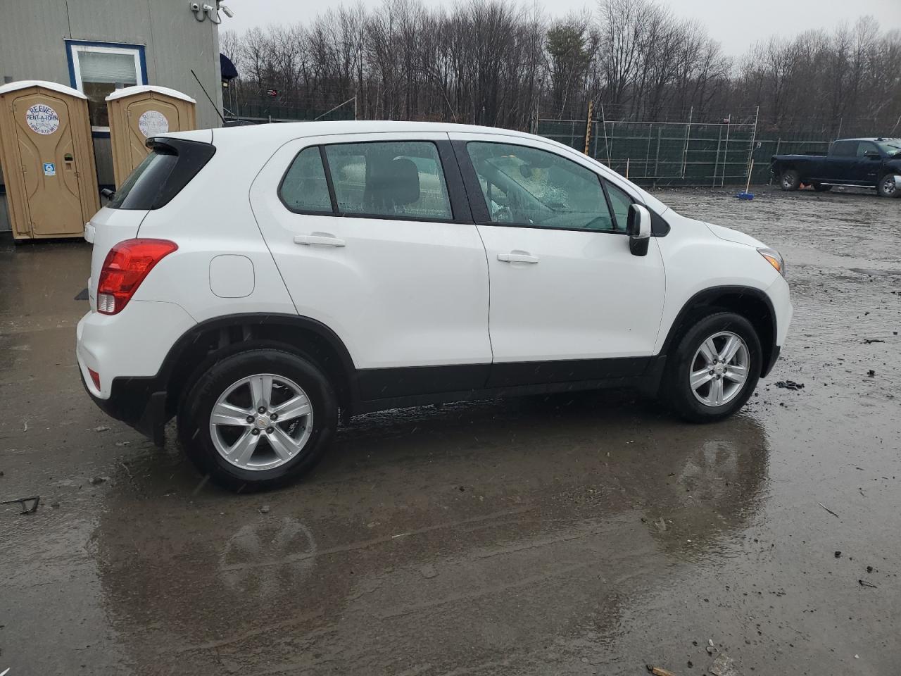 2021 CHEVROLET TRAX LS - Фото 3