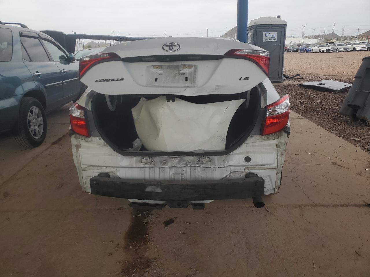 2015 TOYOTA COROLLA L - Image 6