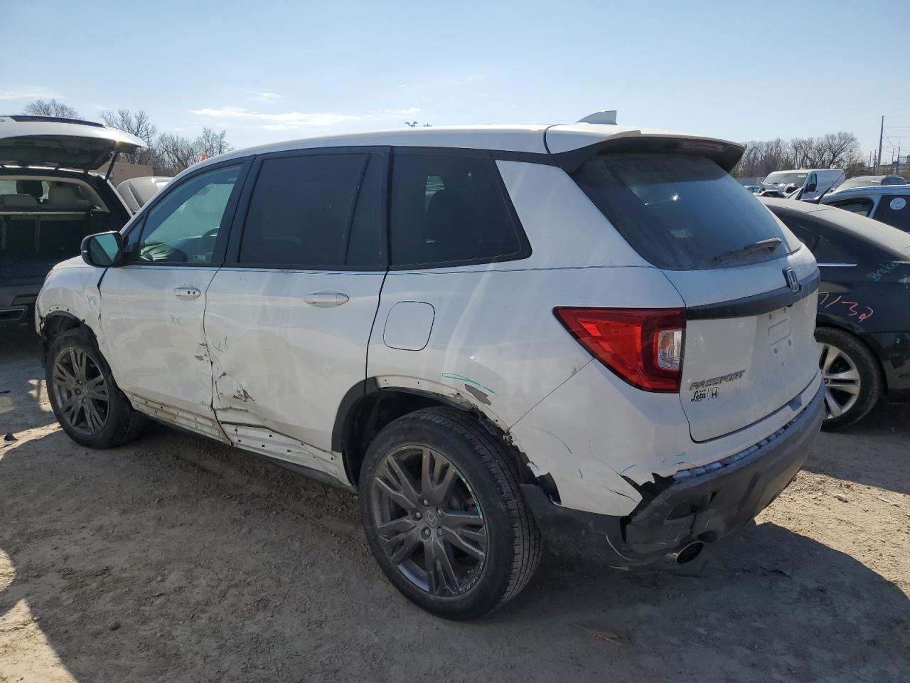 2021 HONDA PASSPORT E - Image 2