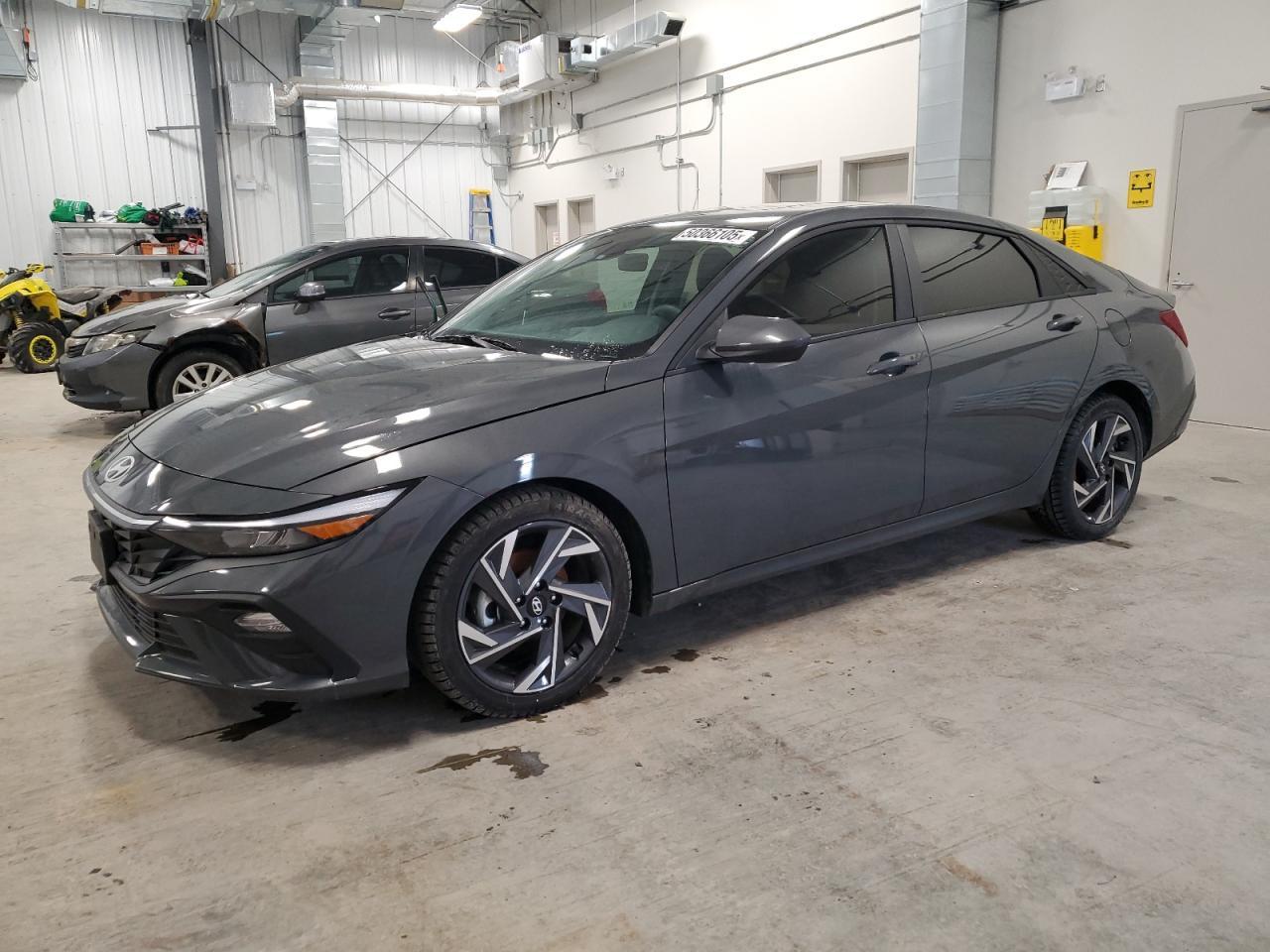 2024 HYUNDAI ELANTRA SE