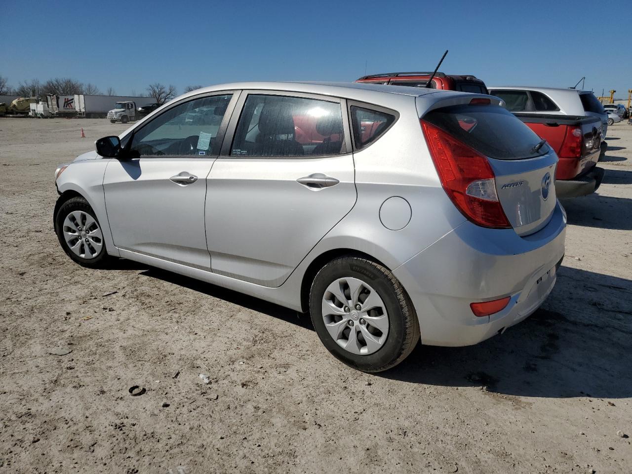 2015 HYUNDAI ACCENT GS - Image 2