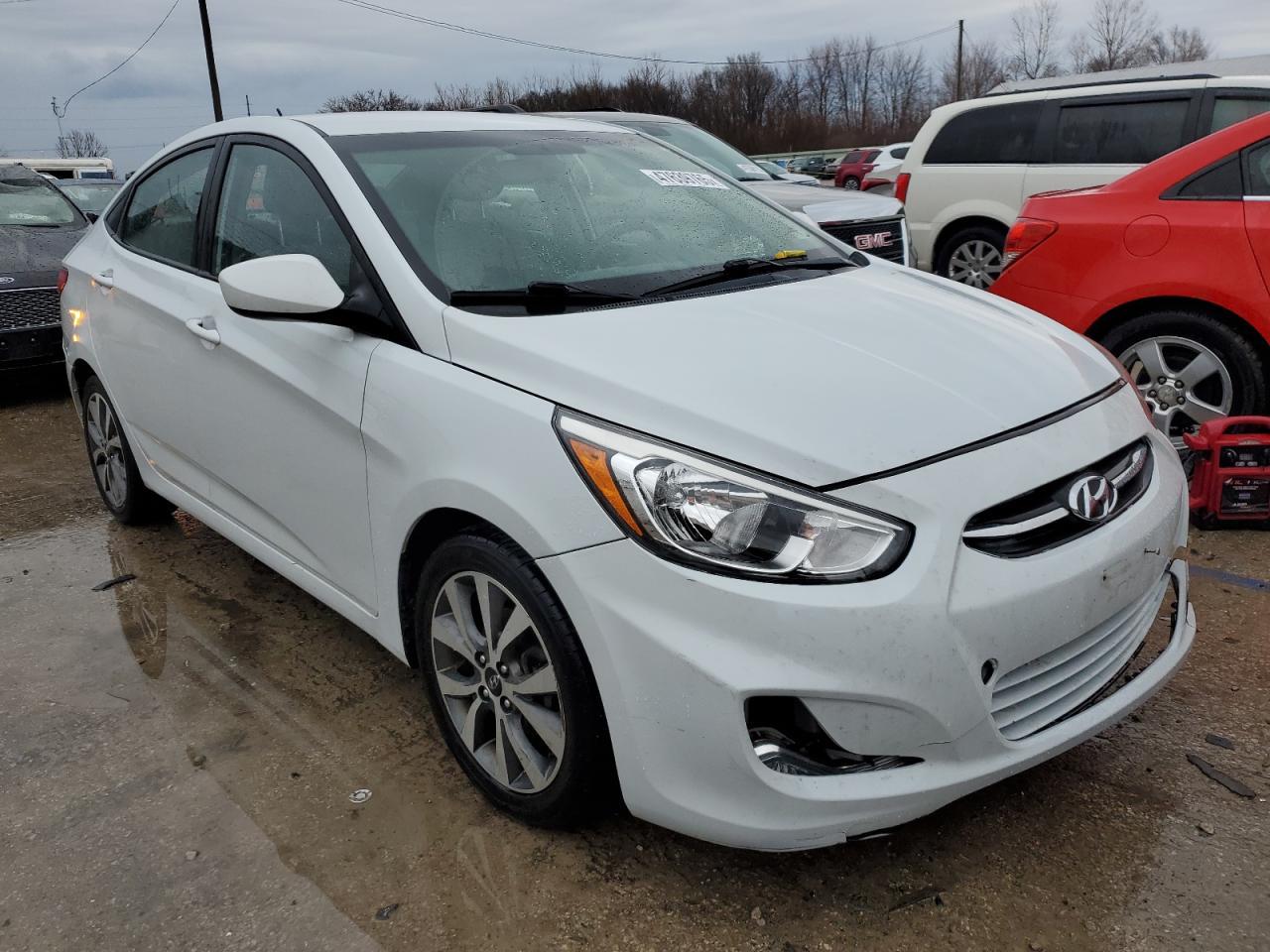 2017 HYUNDAI ACCENT SE - Image 4