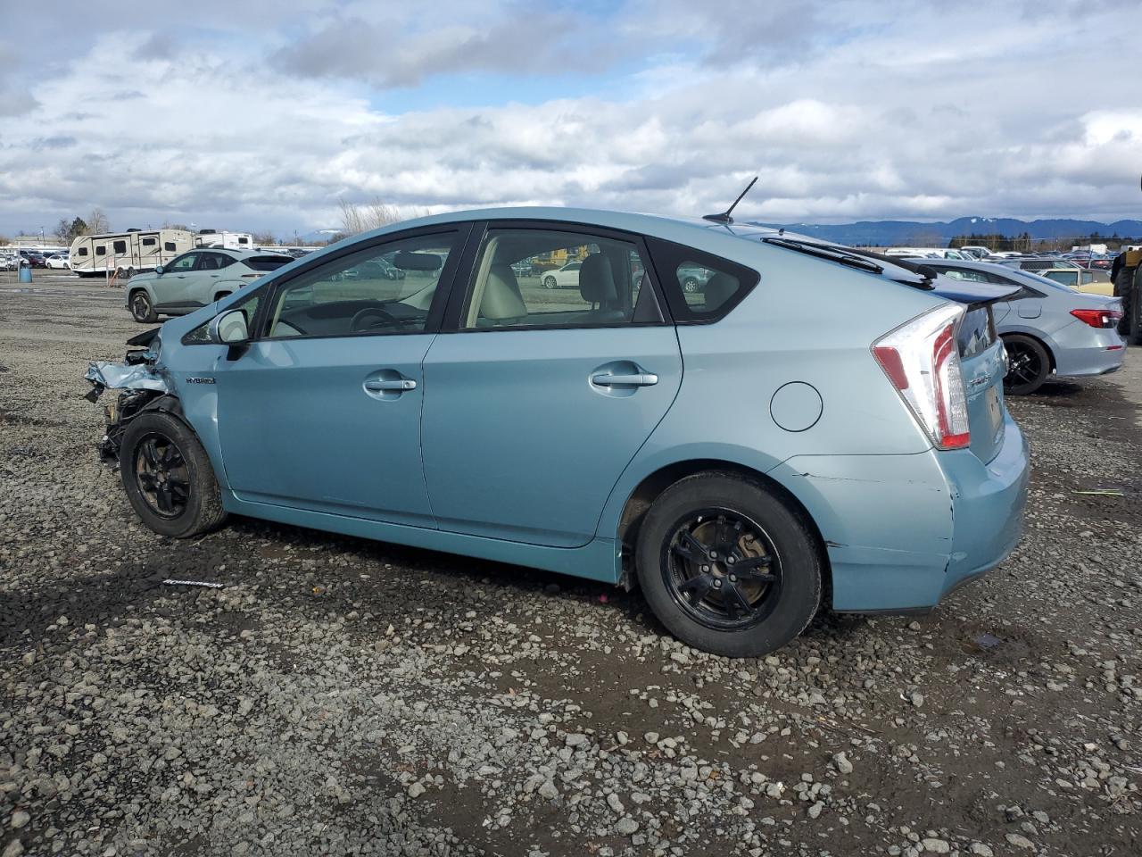 2015 TOYOTA PRIUS - Фото 2