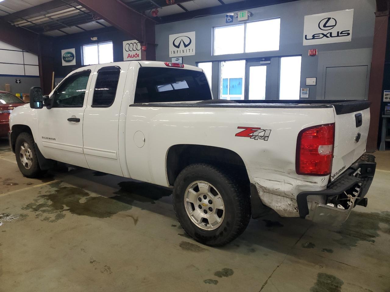 2013 CHEVROLET SILVERADO - Image 2