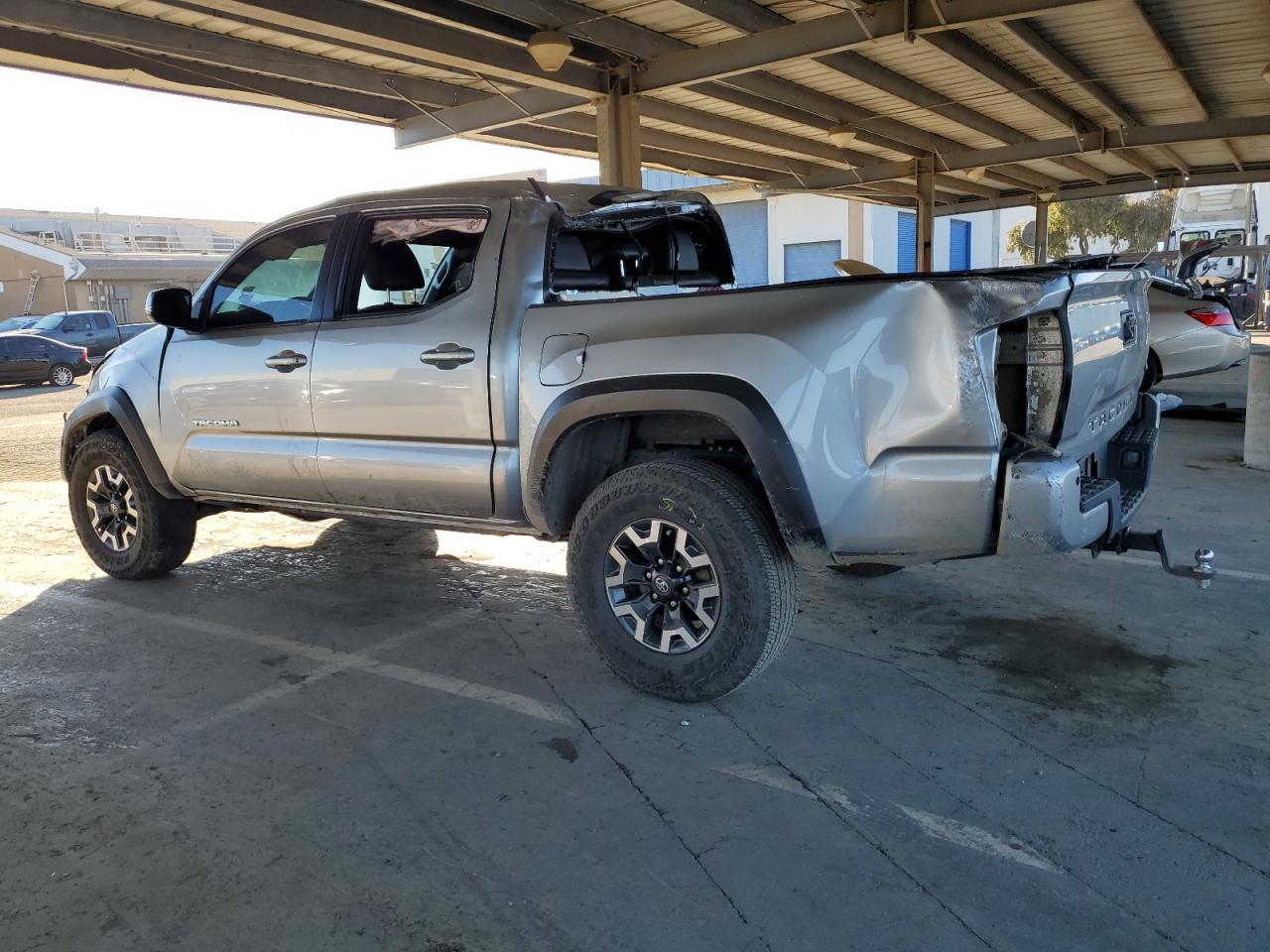 2023 TOYOTA TACOMA DOU - Фото 2