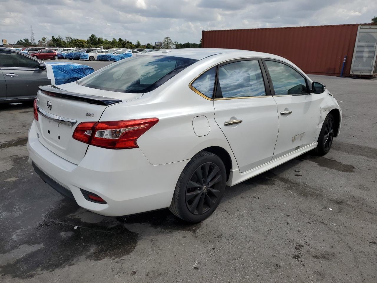 2017 NISSAN SENTRA S - Фото 3