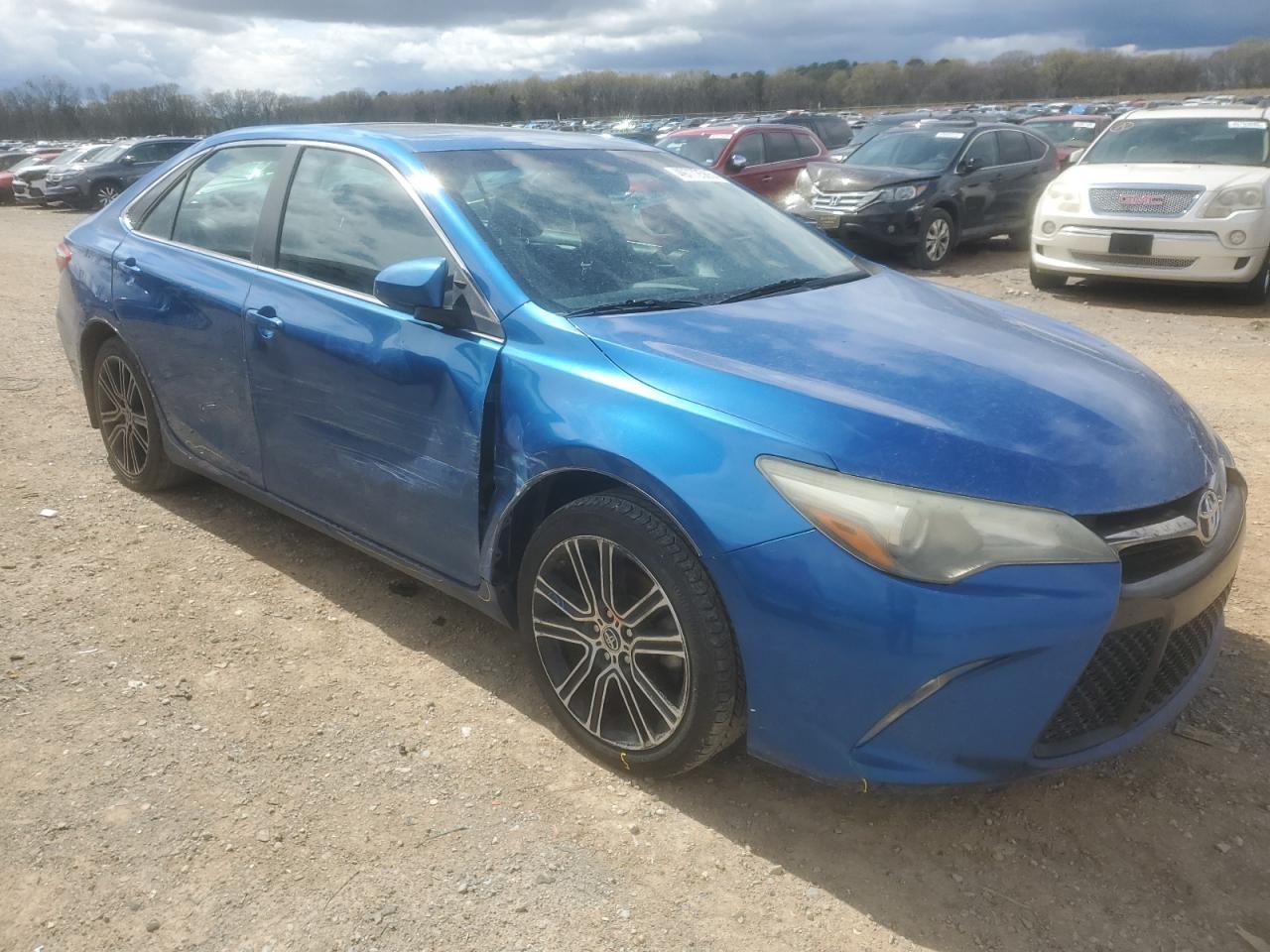 2016 TOYOTA CAMRY LE - Фото 4
