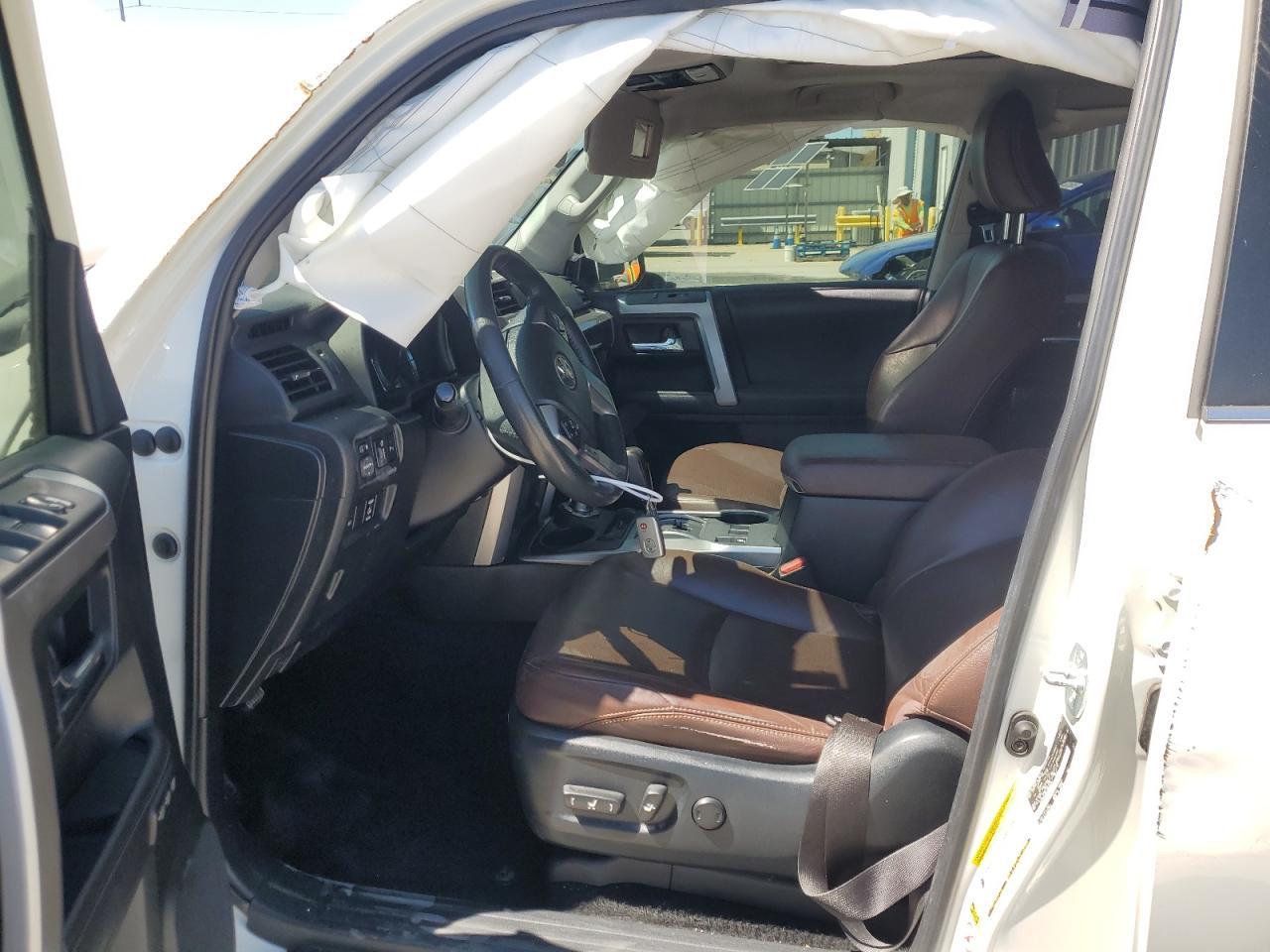 2018 TOYOTA 4RUNNER SR - Фото 7
