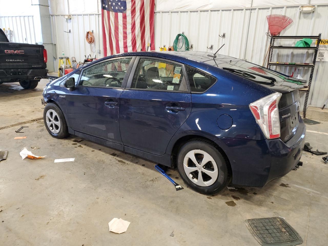 2013 TOYOTA PRIUS - Image 2