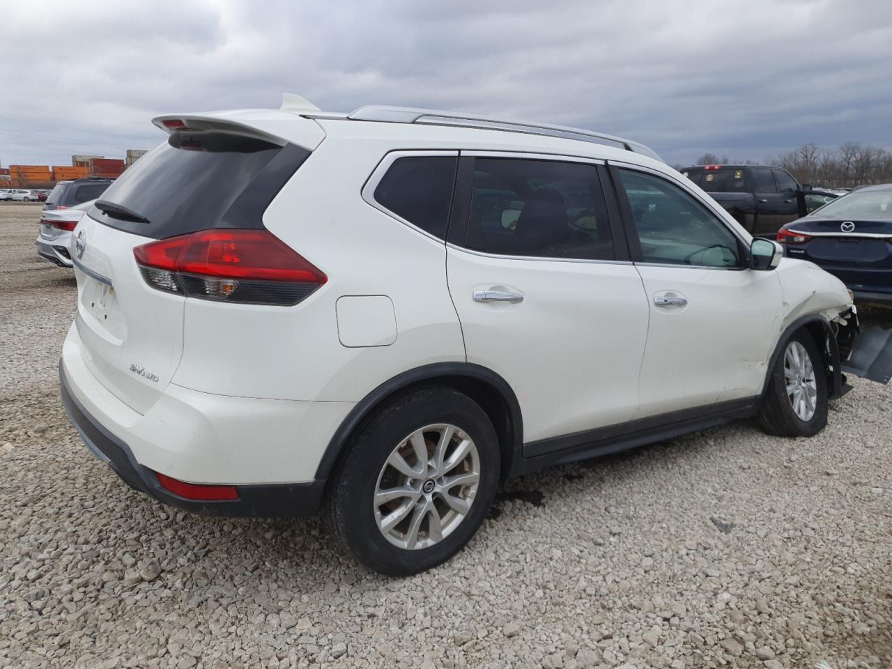 2018 NISSAN ROGUE S - Image 3