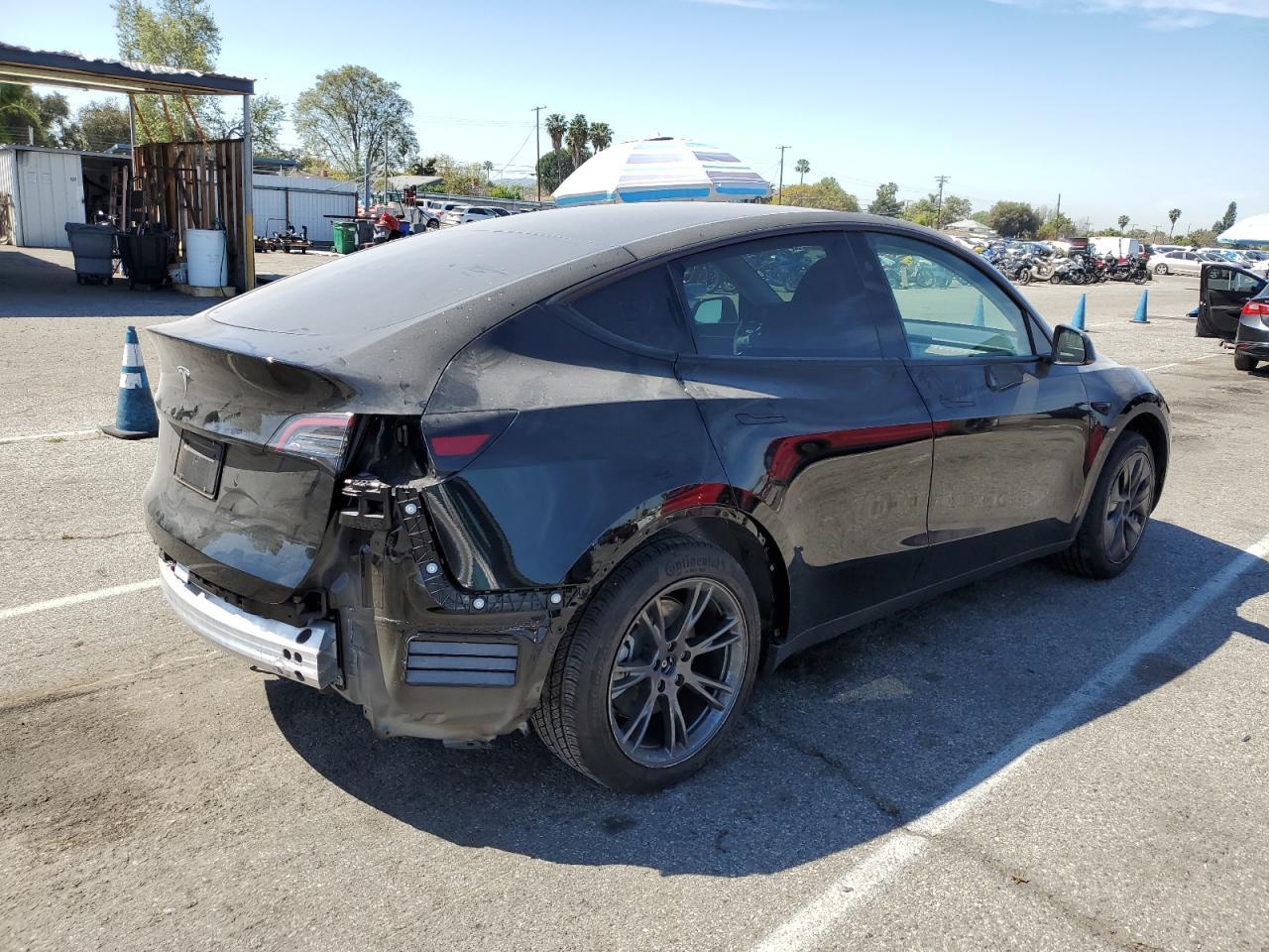 2024 TESLA MODEL Y - Image 3