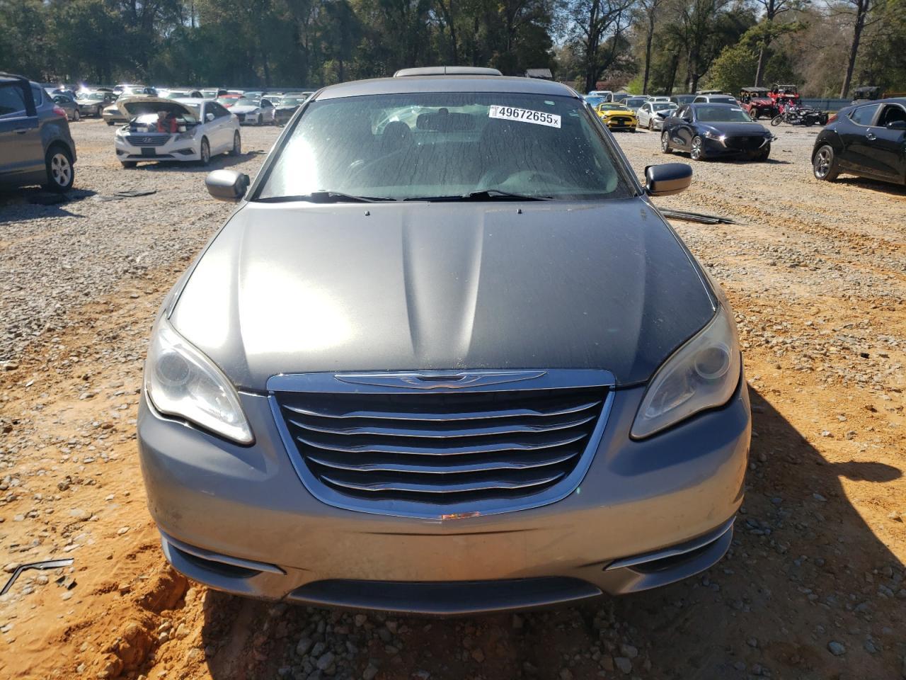 2013 CHRYSLER 200 LX - Image 5