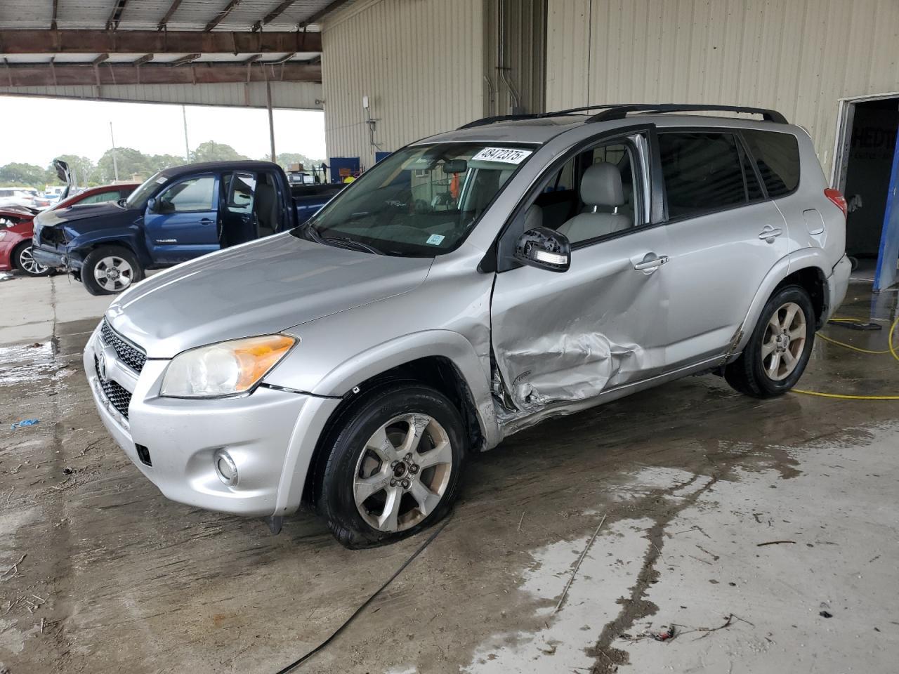 2011 TOYOTA RAV4 LIMIT