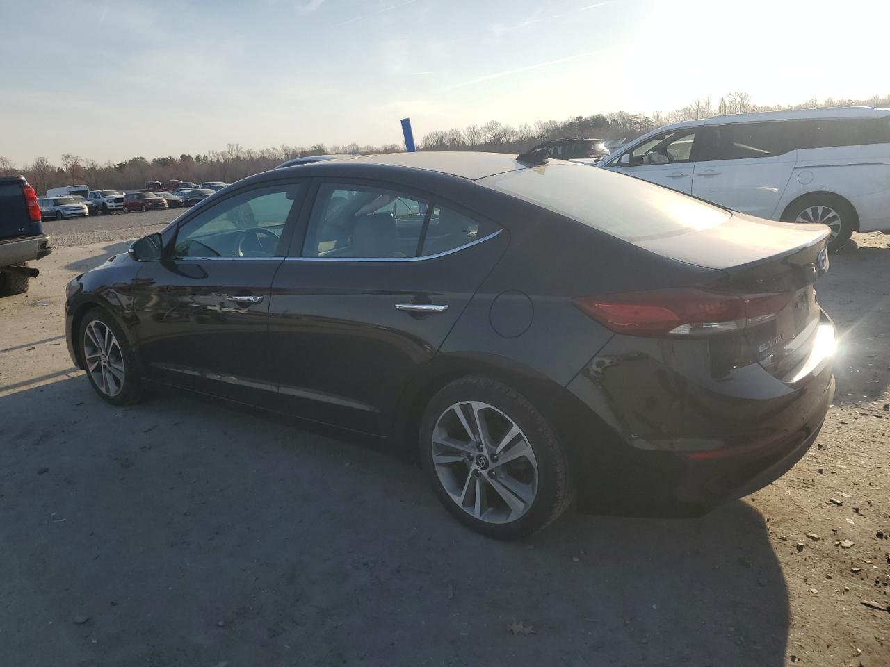 2017 HYUNDAI ELANTRA SE - Фото 2
