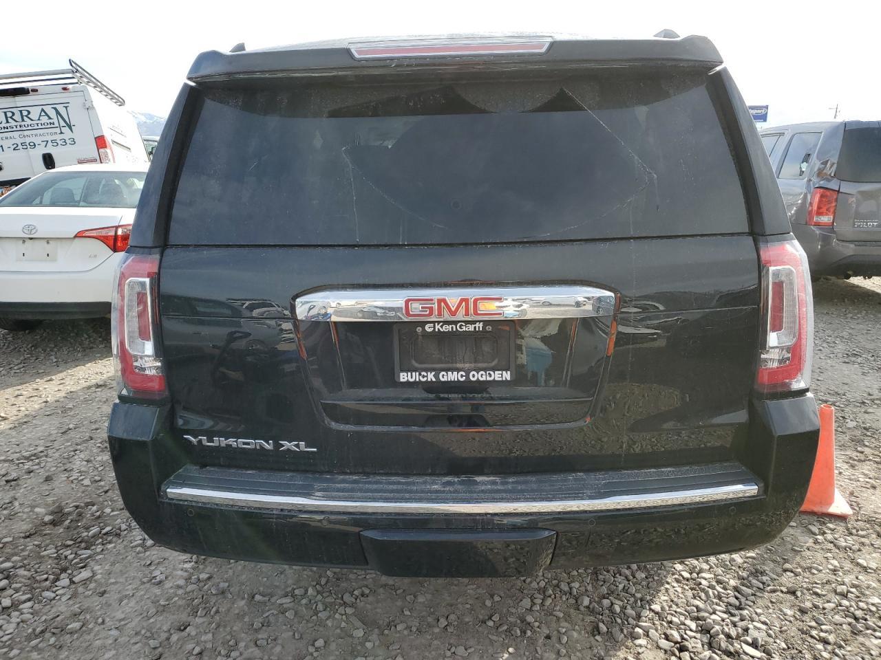 2016 GMC YUKON XL D - Фото 6