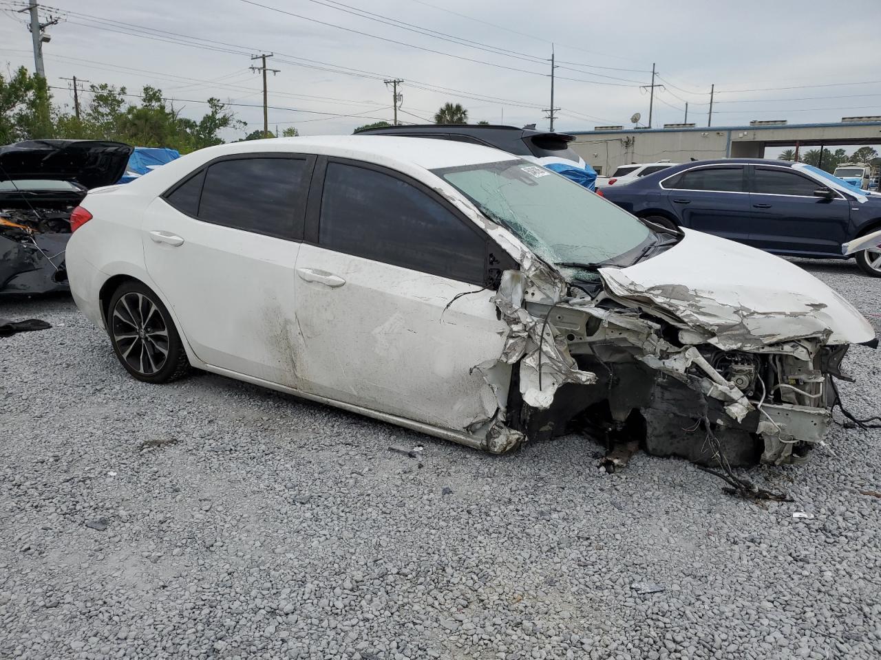 2018 TOYOTA COROLLA L - Фото 4