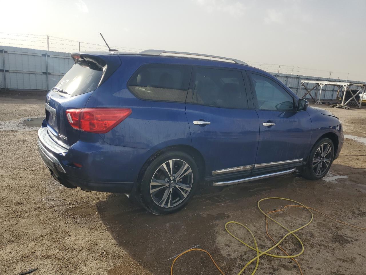 2018 NISSAN PATHFINDER - Image 3