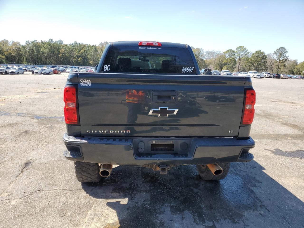 2017 CHEVROLET SILVERADO - Image 6