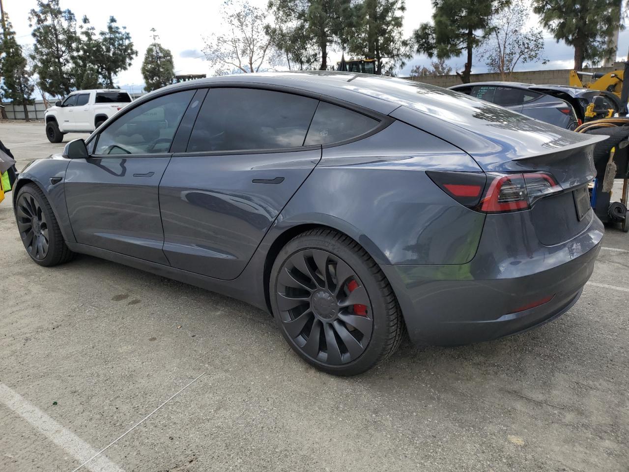 2023 TESLA MODEL 3 - Фото 2