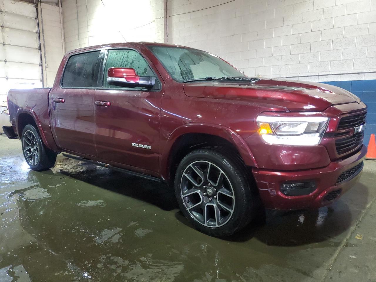 2019 RAM 1500 LARAM - Фото 4