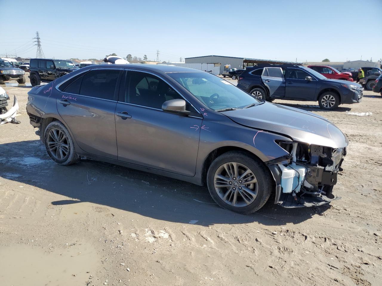 2017 TOYOTA CAMRY LE - Image 4