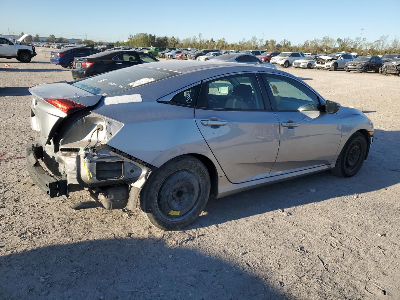 2017 HONDA CIVIC LX - Фото 3
