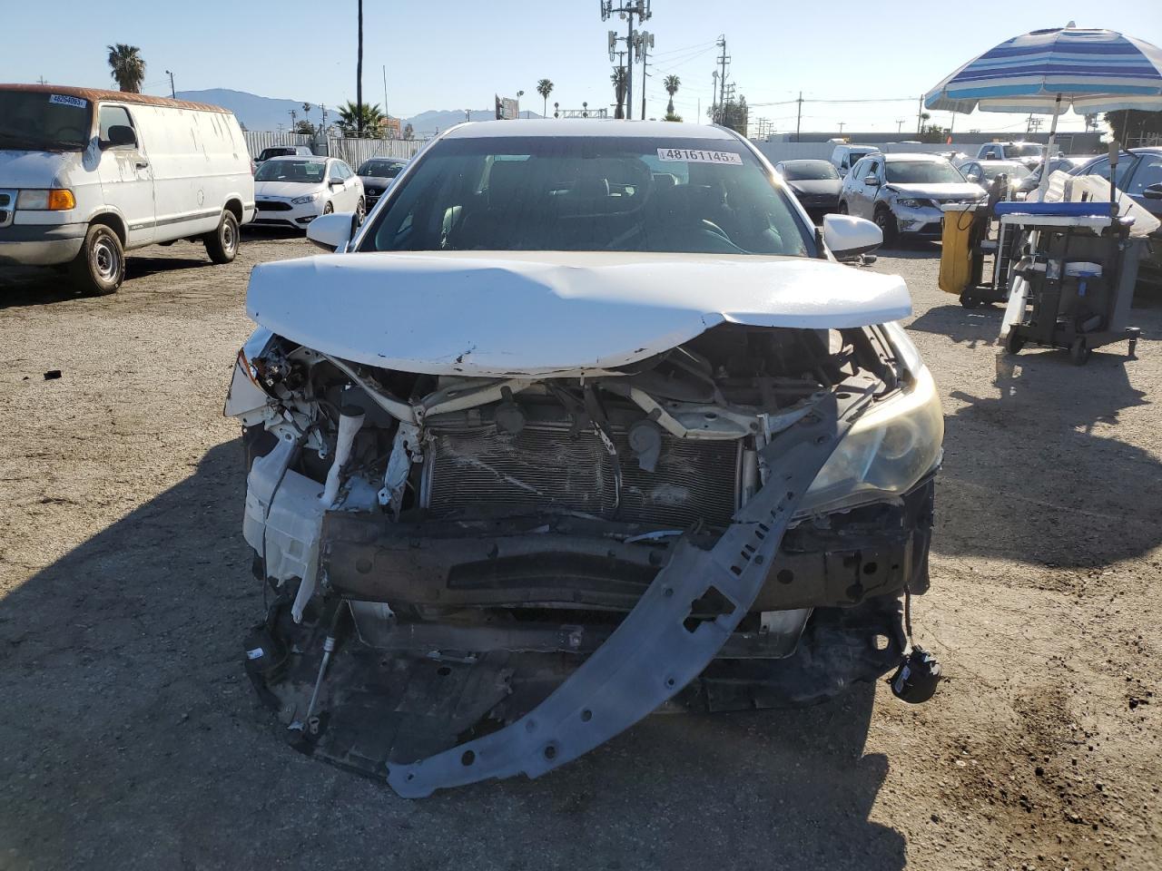 2014 TOYOTA CAMRY L - Image 5
