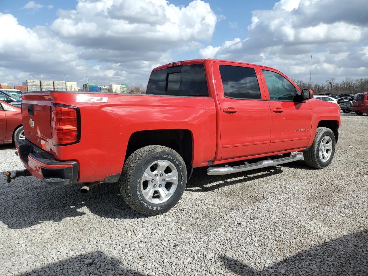 2017 CHEVROLET SILVERADO - Фото 3