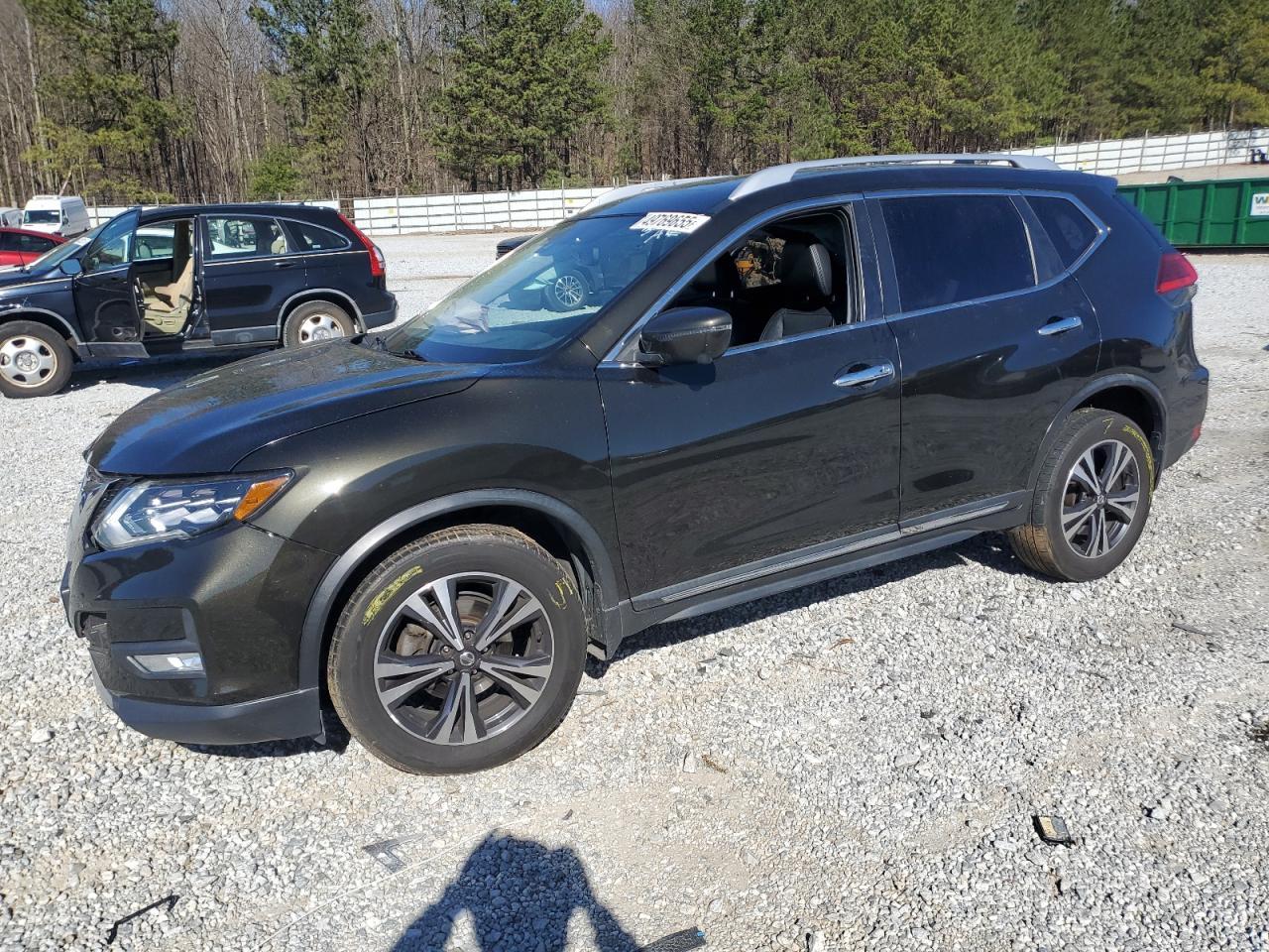 2017 NISSAN ROGUE S