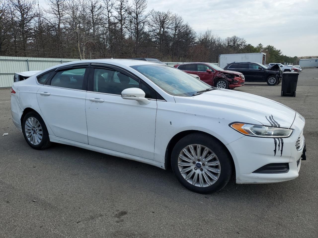 2014 FORD FUSION SE - Image 4