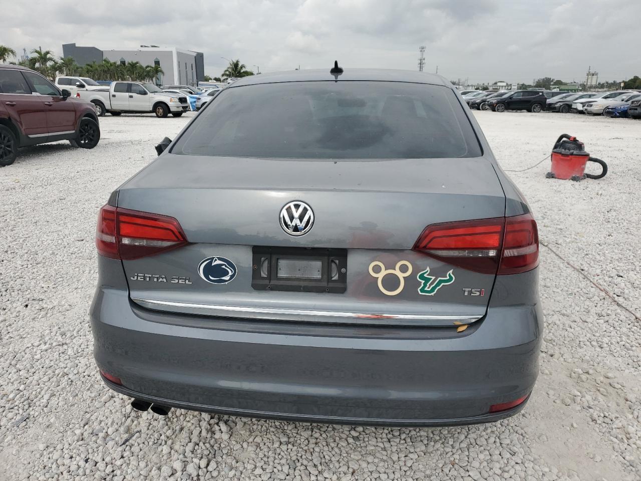 2017 VOLKSWAGEN JETTA SEL - Image 6