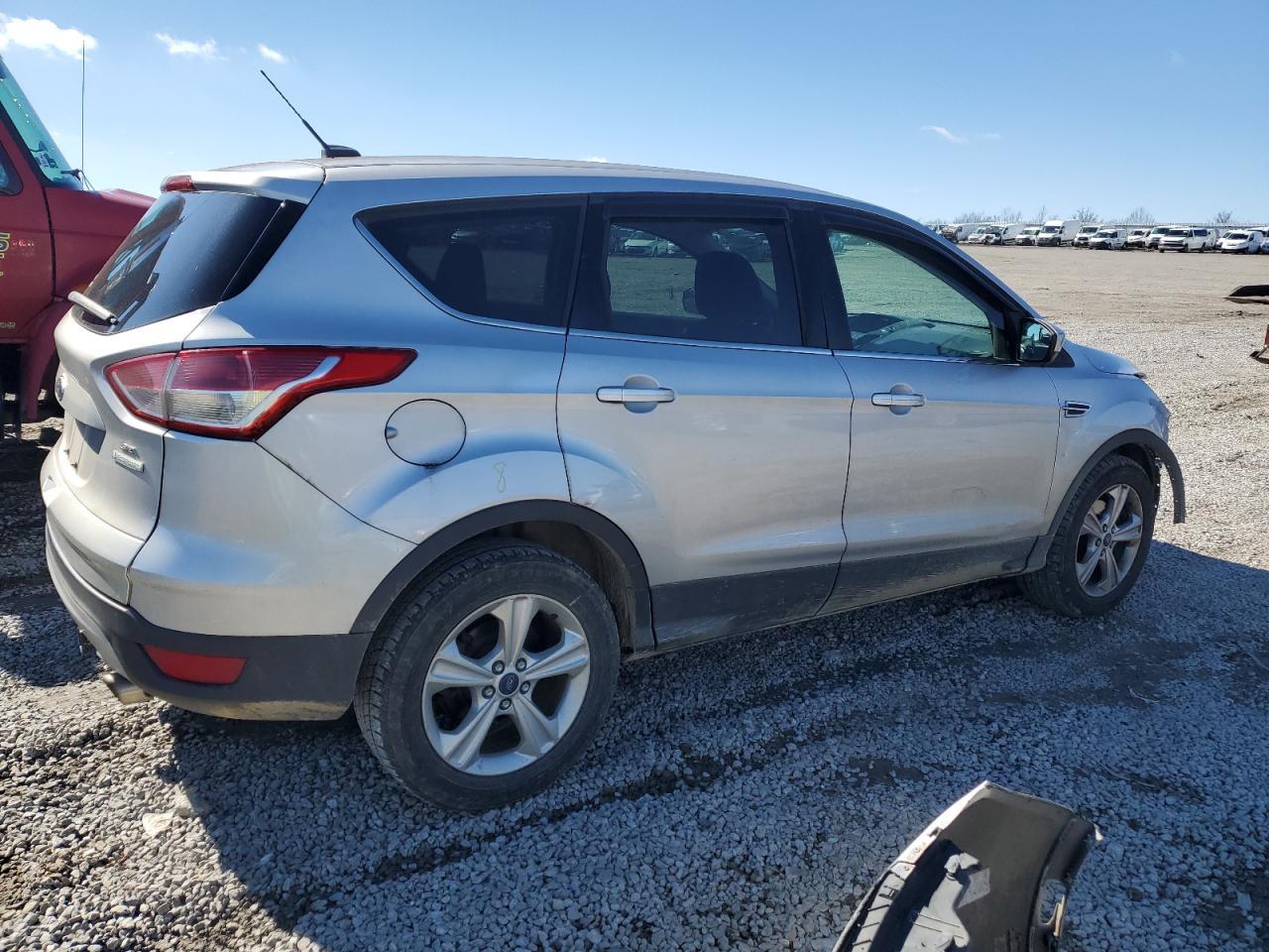 2015 FORD ESCAPE SE - Image 3