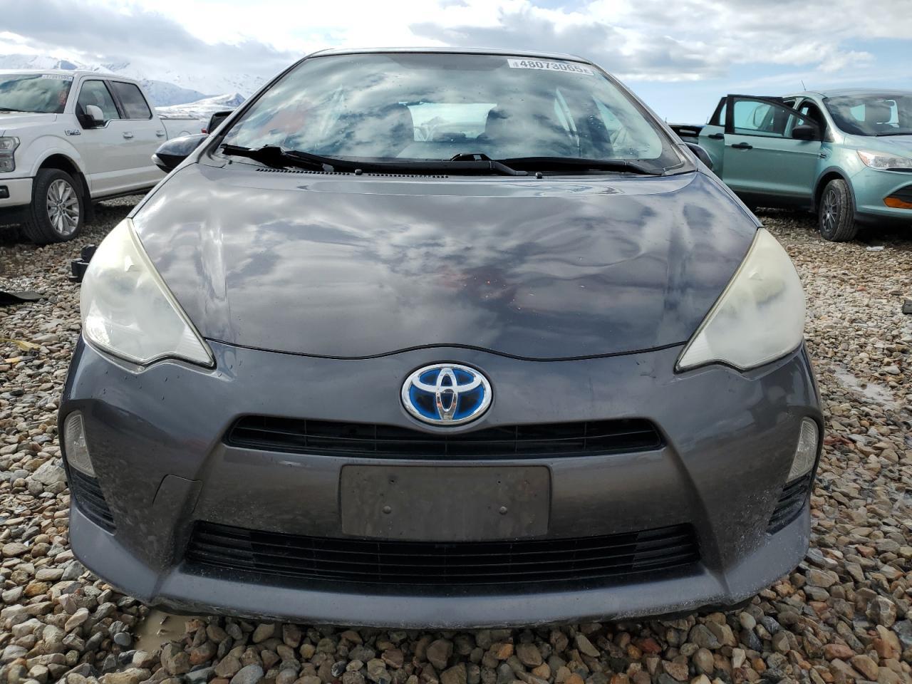 2013 TOYOTA PRIUS C - Фото 5