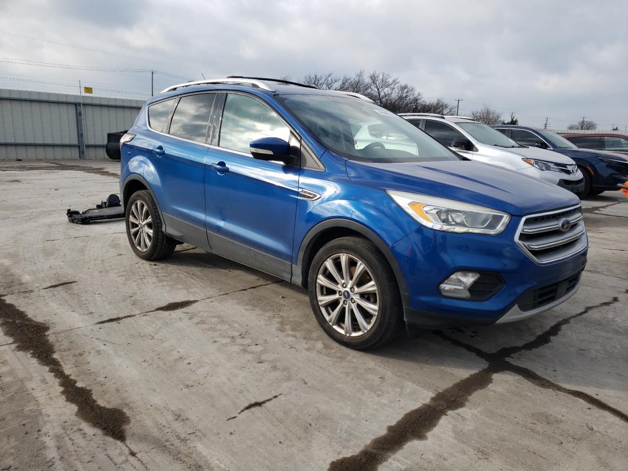 2017 FORD ESCAPE TIT - Image 4