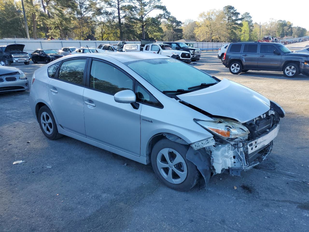 2015 TOYOTA PRIUS - Фото 4