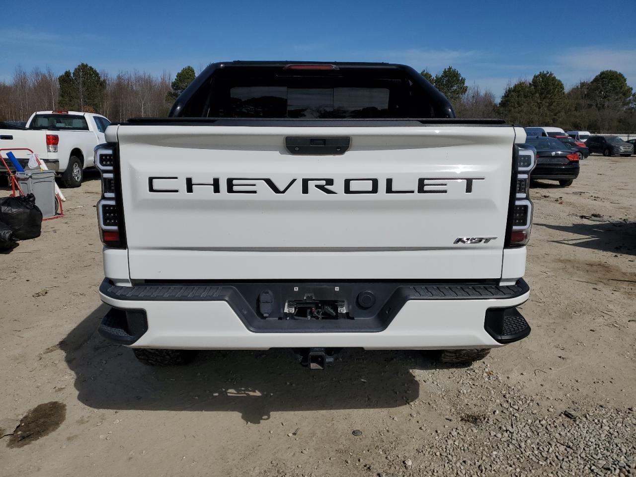 2020 CHEVROLET SILVERADO - Image 6