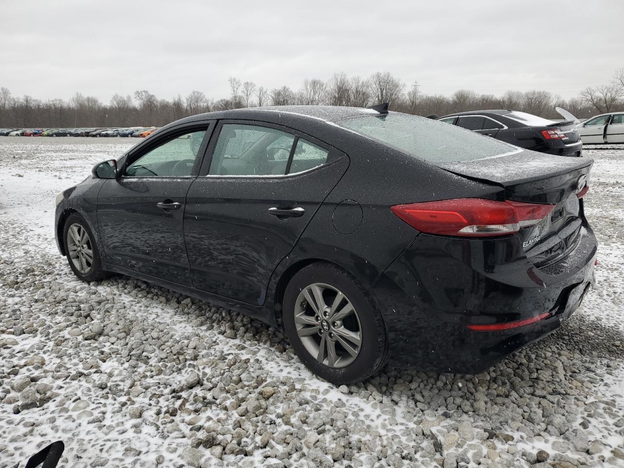 2017 HYUNDAI ELANTRA SE - Фото 2
