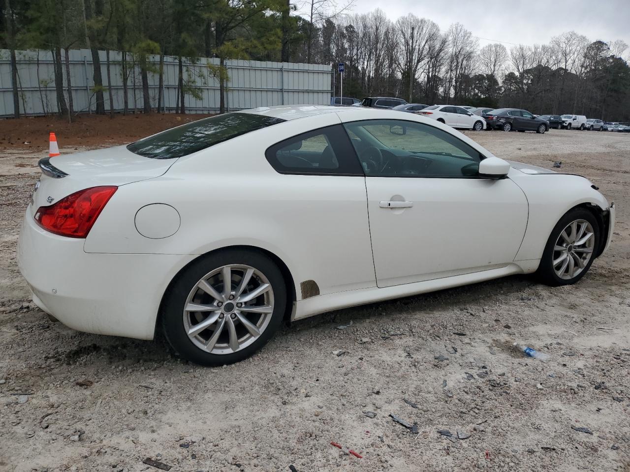 2012 INFINITI G37 BASE - Image 3