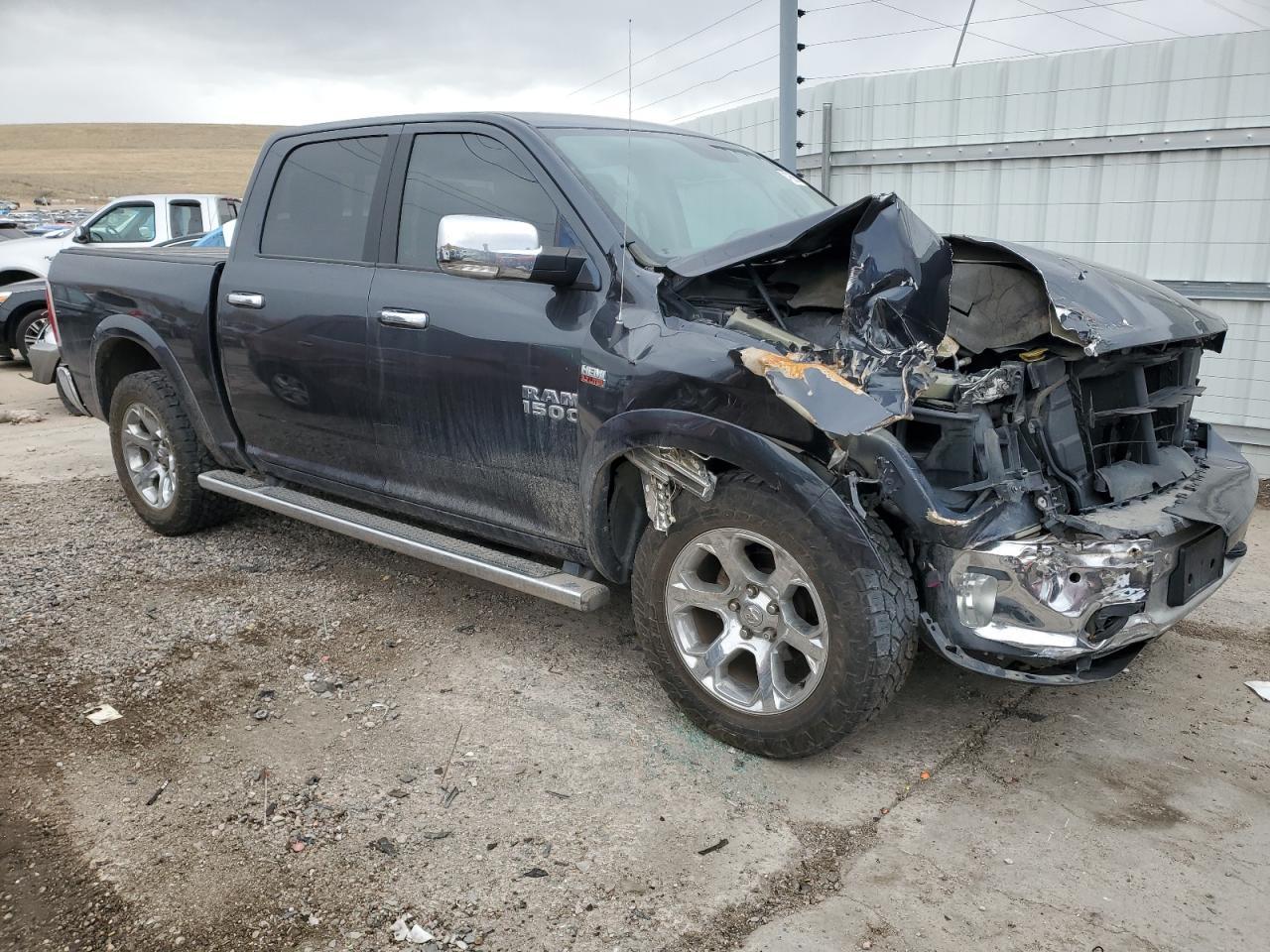 2015 RAM 1500 LARAM - Image 4