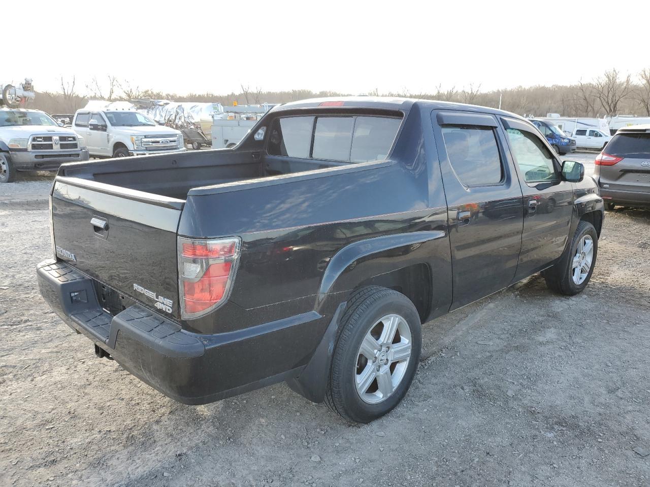2012 HONDA RIDGELINE - Фото 3