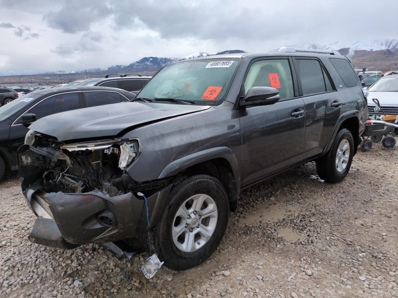2018 TOYOTA 4RUNNER SR